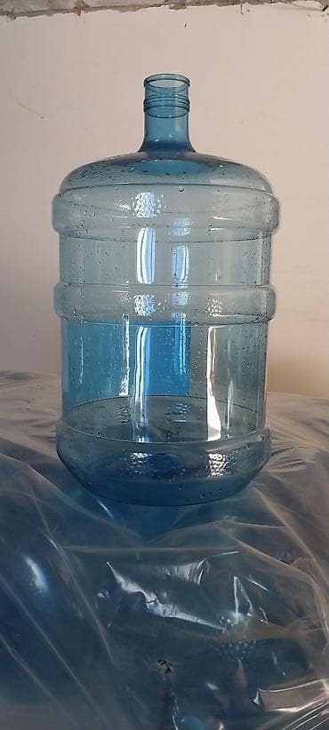 Salam Su bidonlari satilir təzə istənilen sayda sifariş qebul edilir