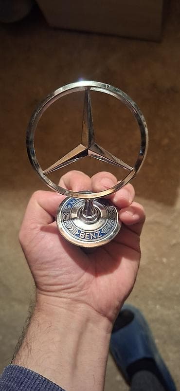 Mercedes-Benz kapot nişanı Orijinal Mercedes-Benz ön kapot/başlıq lalafo.az -da Mercedes-Benz kapot nişanı Orijinal Mercedes-Benz ön kapot/başlıq