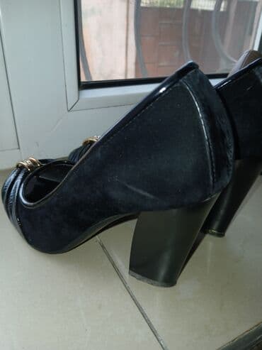 tangetka ayaqqabilar: Tuflilər, Ölçü: 38, rəng - Qara, İşlənmiş — 1