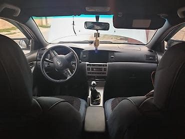 maşın satış: Toyota Corolla (hatchback), gümüşü rəng. - Kuzov: 5 qapılı hatchback — 6