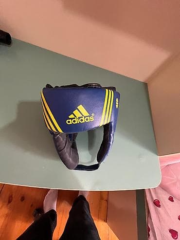 boks əlcəyləri: Boks dəsti – Adidas baş qoruyucu + qırmızı boks əlcəkləri Məhsul — 2