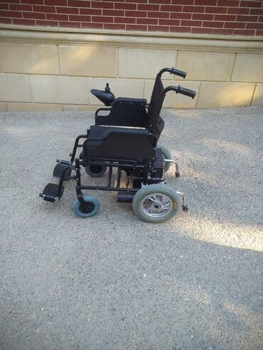 Əlil arabaları: Elektrik təkərli kreslo – kompakt, idarəsi asan, qatlana bilən model — 4
