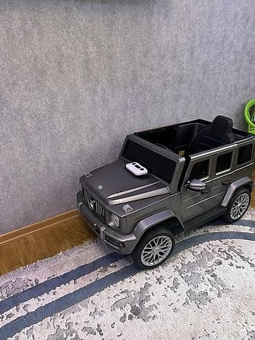 uwaq mawini: Uşaq üçün elektrikli minik maşını – Mercedes-Benz G-Class stilində - — 2