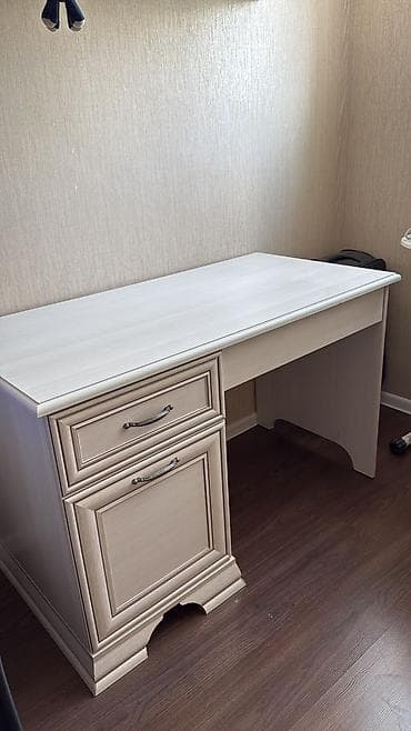 usag ucun: Usaq otagi mebeli 650 azn tecili satilir hec bir prablemi yoxdu bawqa — 5