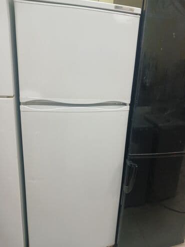 Мясорубки: Б/у 2 двери Atlant Холодильник Продажа, цвет - Белый, С колесиками — 2