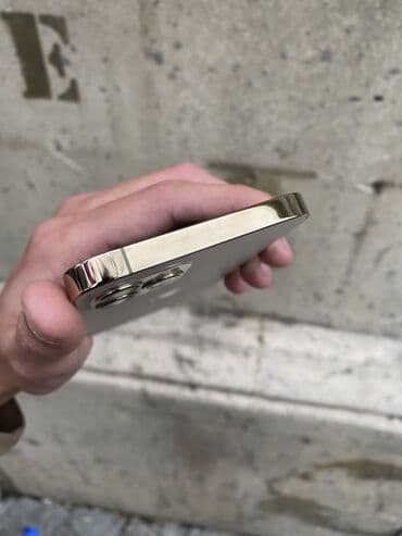 iphone 11 pro 512gb qiymeti: IPhone 12 Pro, 128 GB, Qızılı, Zəmanət, Simsiz şarj, Face ID — 2