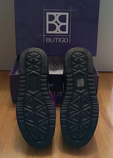 Кроссовки и спортивная обувь: Размер: 38, цвет - Черный, Новый — 4