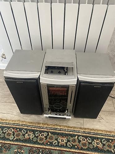 Musiqi mərkəzləri: Sony mini hi-fi audio sistemi yaxşı veziyetdedir birtek platası — 2