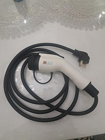 avtomobil ortuyu: EV şarj kabeli – AC 250V, 16A (Max) Məhsul təsviri: - Tip — 1