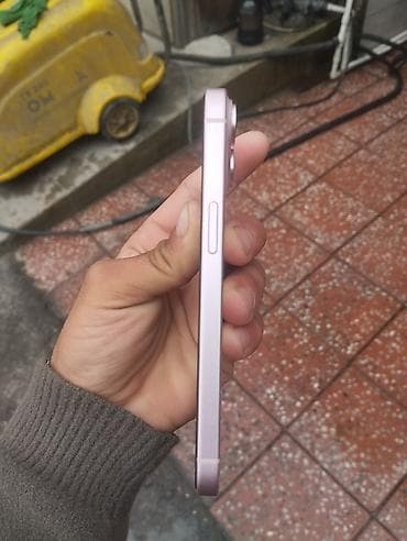 iphone se telefon: IPhone 15, 128 GB, Çəhrayı, Face ID — 4