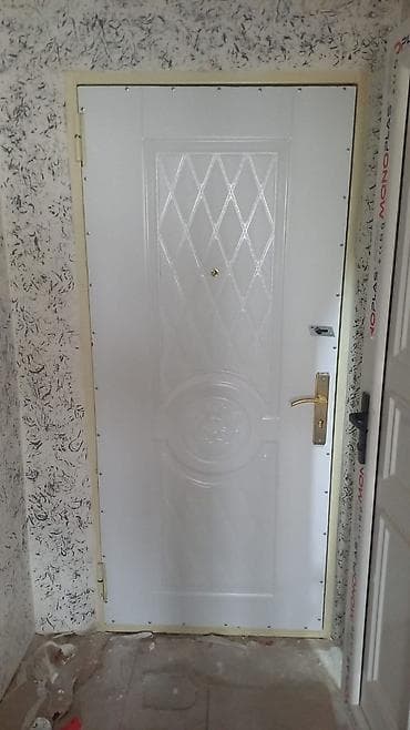 qapi seyif: Seyf qapi tecili sabaha kimi satilmalidi 300azn unvan baki — 1