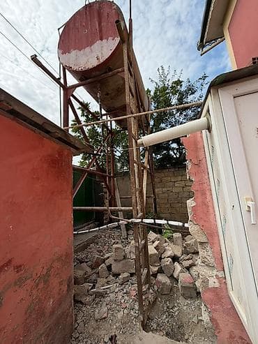 Baklar və çənlər: Metall su/yanacaq çəni və möhkəm metal dayaq konstruksiyası - Üst — 3