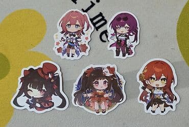 maşın üçün led: Anime personajlarının təsvir olunduğu stikerlər dəsti. Bu stikerlər — 8