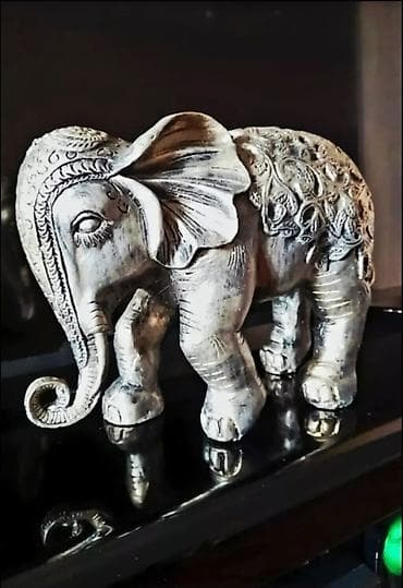 СССР.1976г.
БАКУ. Ц.У.М. 

Всо,27см.
Дли,35см.
Шри,17см.
Большой