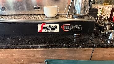Wega Atlas professional espresso aparat - Brend/model: Wega Atlas 3 — 3
