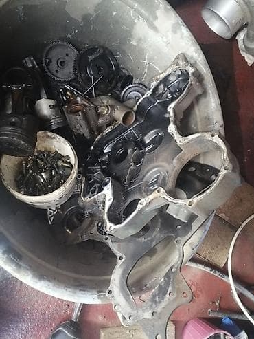 cg motor: Kubota V33 00 motorunun ehtiyyat hissələri movcuddu Val Blok yanacaq — 6