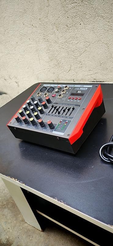 korg pa x1: Yamaha MQ4/MG4 4-Kanallı Aktiv səs mikseri hər kanal 150Wx2 kalonka — 3