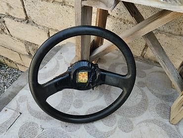 sade guzgu: Avtomobil sükanı - Material: sərt plastik/rezin örtüklü - Rəng: qara — 1