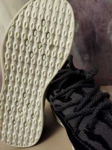 женские серые кеды: Idman ayaqqabısı – 39 razmer - Model: gündəlik və qaçış üçün uyğun — 3