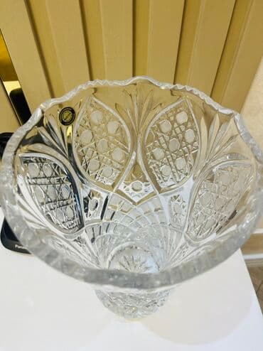 pardalar: Bir vaza, Xrustal — 5