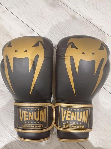 Venum Pro Boxing boks əlcəkləri - Brend: Venum - Model: Venum Pro