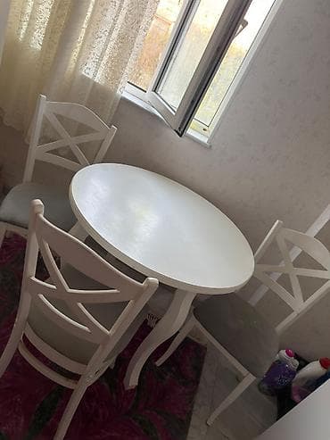 stul tek: Masa desti. 170azn. 4 stulla. Oval masa yaxsı veziyyetde. Ünvan — 1