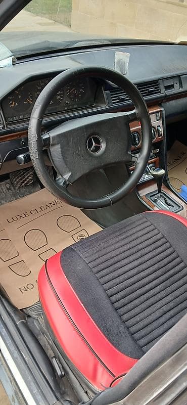 sprinter 2009 mercedes: Mercedes-Benz E 250: 2.5 l | 1993 il Sedan — 2