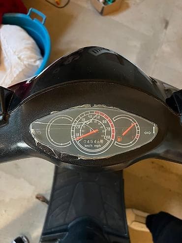 120 cc: Skuter – XRoad 125cc - Model: XRoad - Mühərrik: 125 cc, benzin - — 3