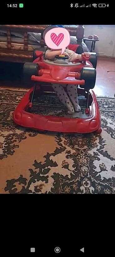 Yerimək üçün arabalar, çəliklər, əsalar, rollatorlar: Uşaq gəzdirəni (baby walker) – idman maşını dizaynlı, qırmızı rəng — 1