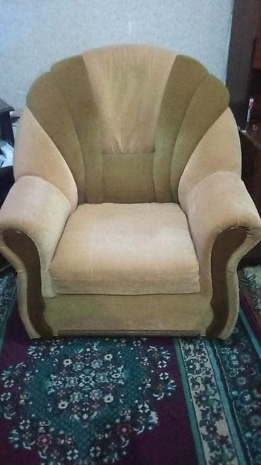 divan və kreslolar: Klassik divan, Divan — 3