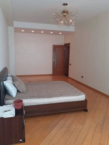 ağdam kirayə evlər: Gənclik metrosu yaxınlığında,18 mərtəbəli yeni tikilinin 17 ci — 14