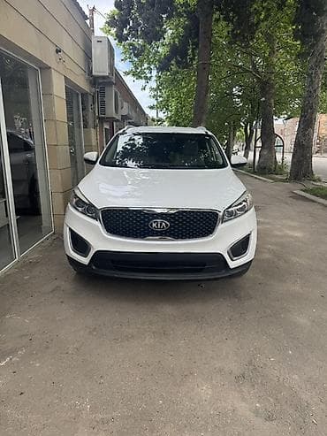 Kia Sorento – ağ rəngli, şəhər və uzun yol üçün rahat və geniş lalafo.az -da Kia Sorento – ağ rəngli, şəhər və uzun yol üçün rahat və geniş