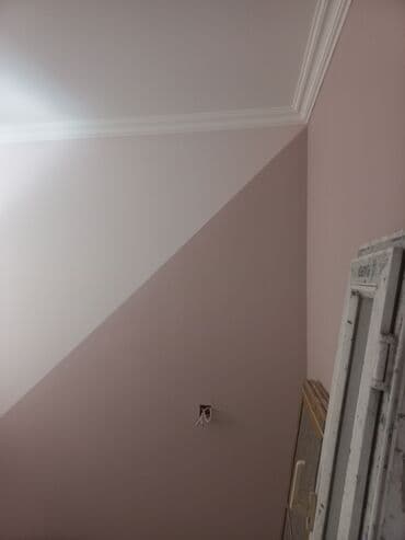 Pəncərələr: Divarların və tavanların künclərini bəzəmək üçün istifadə olunan ağ — 1