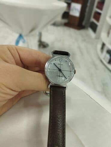 qizil tek qas uzukler ve qiymetleri: SSRİ istehsalı "Pobeda" markalı mexaniki qol saatı — 1