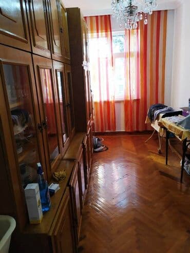 ağ şeher evler: Bakı, 3 otaqlı, Köhnə tikili, 70 kv. m — 3