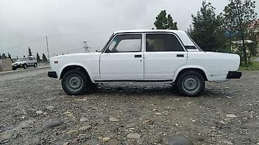 bmw masin: LADA 2107, ağ rəng, sedan kuzov. Texniki xüsusiyyətlər və təchizat: - — 7