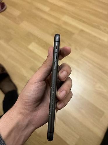 Elektronika: IPhone 11, Qara, Qırıq — 2