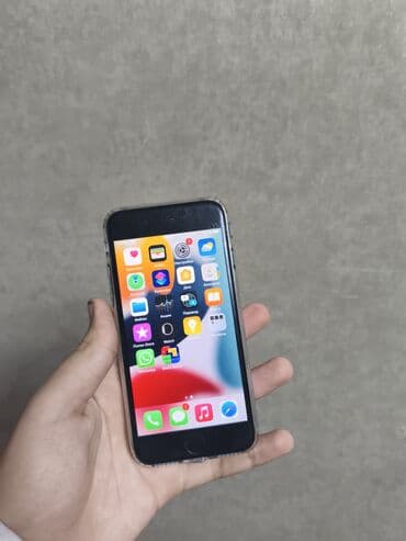 IPhone 7, 32 GB, Qara