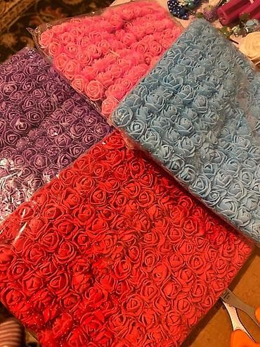 Məhsul: Dekorativ süni güllər (mini qızılgül başçıqları) Təsvir: -