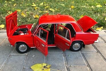 1 43 modelka: VAZ, 2000 il, 1:8, Dəmir, Ödənişli çatdırılma, Rayonlara çatdırılma, Ünvandan götürmə — 17