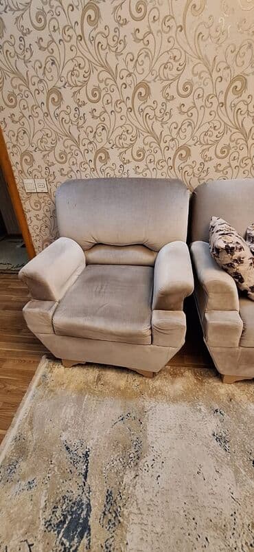 Divan, Divan, Bazasız, Açılmayan