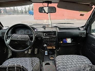 mercedes e 240: Moskviç 2141: 1.6 l | 2003 il Hetçbek — 3