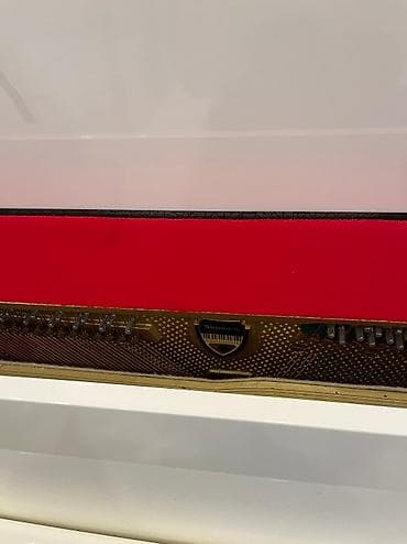 ikinci el gitarlar: Weinbach pianino — 2