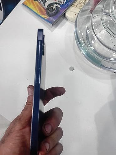 honor 9 d: Samsung A10e, 64 GB — 3