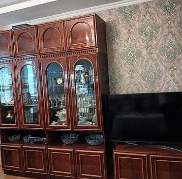 Iki qorka və tv altlığı - 100 Azn at lalafo.az Iki qorka və tv altlığı - 100 Azn