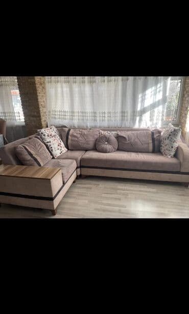 Renault: Künc divan, İşlənmiş — 1