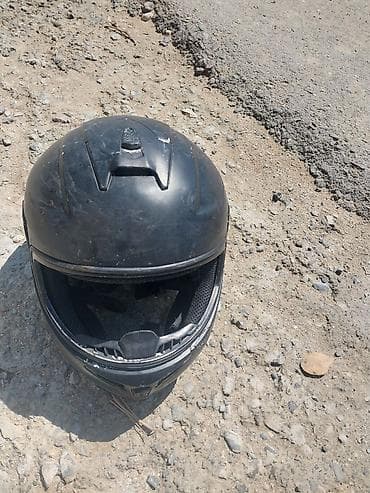 Tam üzlü motosiklet dəbilqəsi – qara rəng Xüsusiyyətlər: - Tam üz