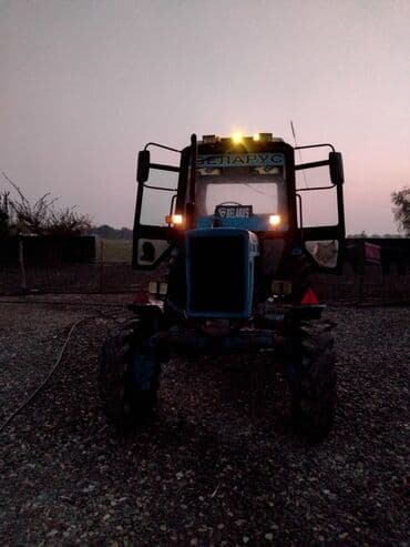 belarus mini traktor: Belarus 82.1 traktoru - Model: BELARUS 82.1 (4x4) - Rəng: mavi - — 10