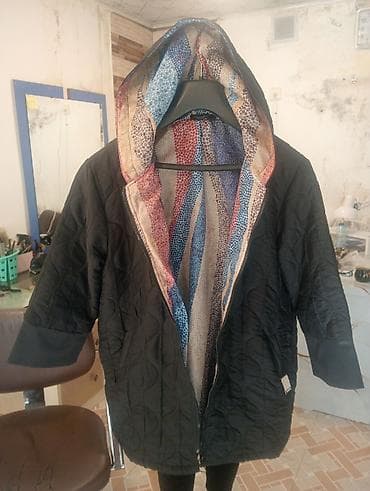 Plaşlar: Nazik gödəkcə az geyinilib atlas bitdikdən alınıb 130 AZN alınıb alan — 2