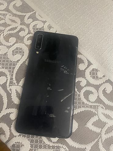 Samsung Galaxy A7 2018, 64 GB, rəng - Qara, Barmaq izi, İki sim kartlı, Face ID